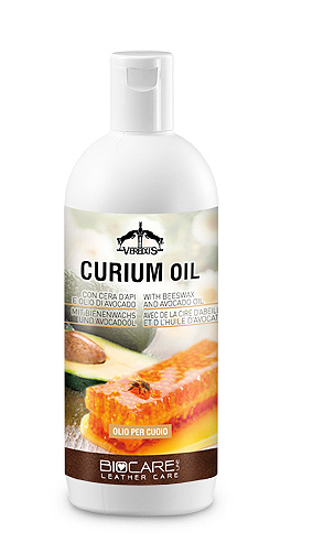 Bote blanco con etiqueta con aguacates de Aceite Veredus Curium